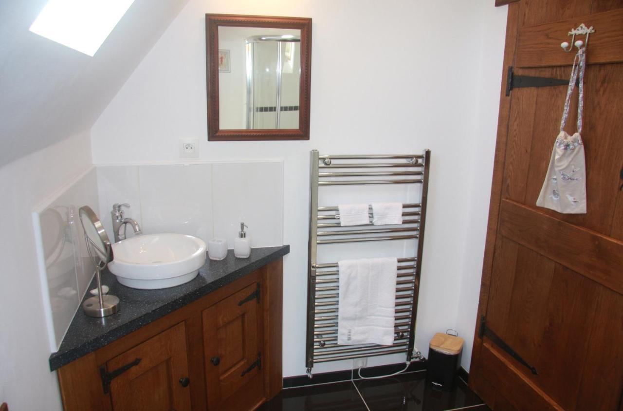 Les Bouts De Ralle Chambre D'Hotes Sainte-Osmane ภายนอก รูปภาพ