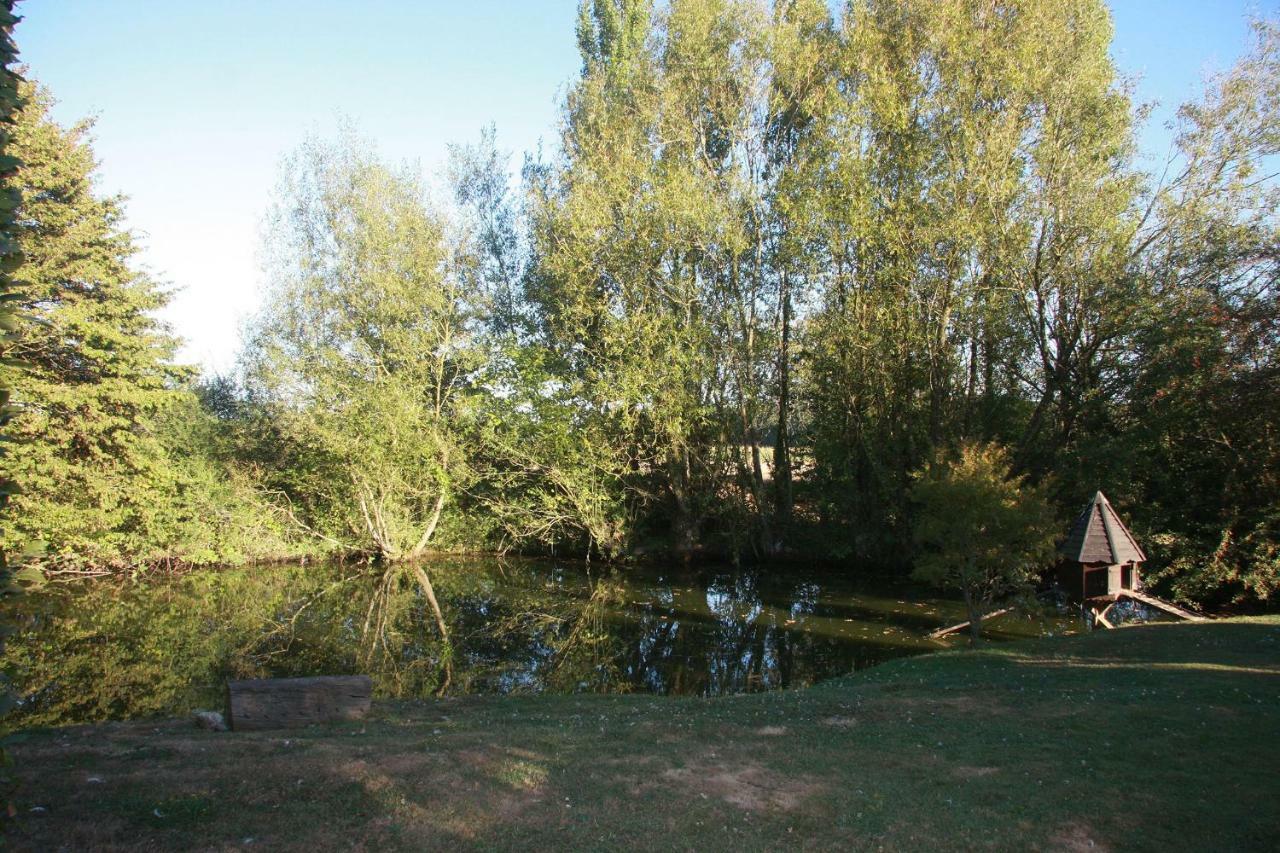 Les Bouts De Ralle Chambre D'Hotes Sainte-Osmane ภายนอก รูปภาพ