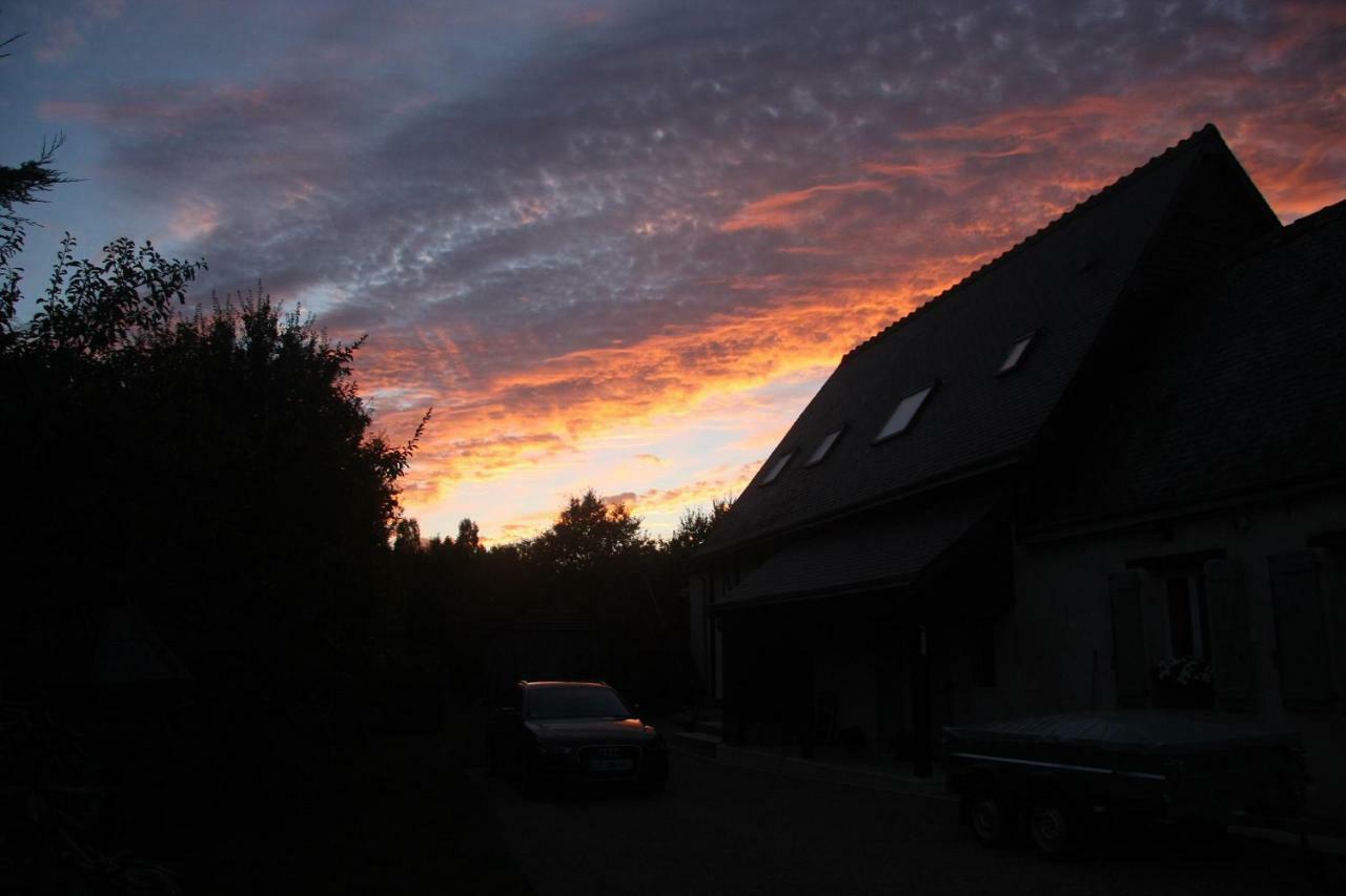Les Bouts De Ralle Chambre D'Hotes Sainte-Osmane ภายนอก รูปภาพ
